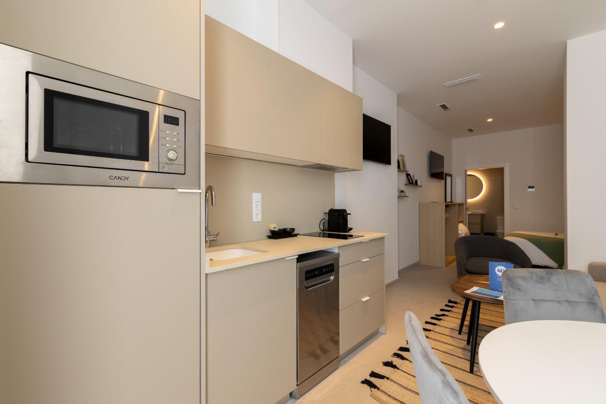 Dorm4You Arena Plaza Valencia Exterior photo